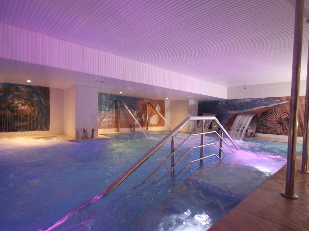 New Hotel Piscine Wellness & Spa Казабланка Екстериор снимка